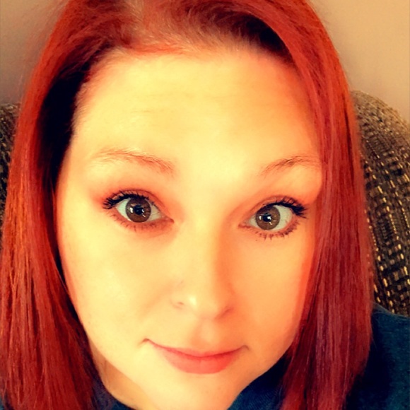 Meet your Posher, Jessica - Picture 1 of 1